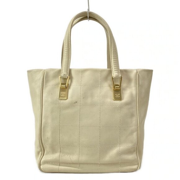 Auth CHANEL Chocolate Bar Stitch - Beige Leather Tote Bag gold hardware - Picture 2 of 13